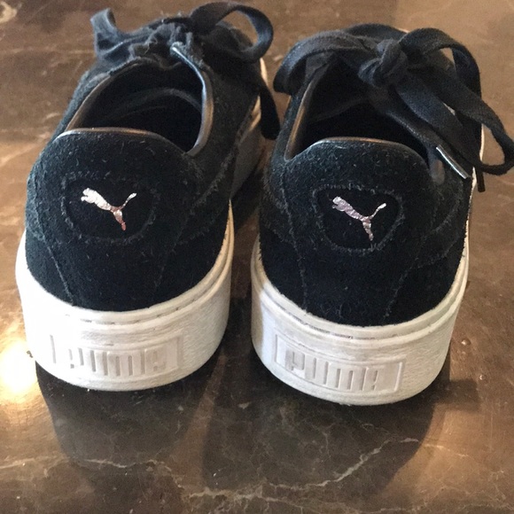 Black suede Pumas - Picture 4 of 7